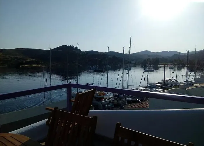 Apartamento Vourkari House